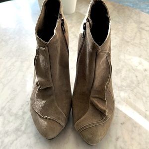 Suede Ruffle Bootie Dove Grey